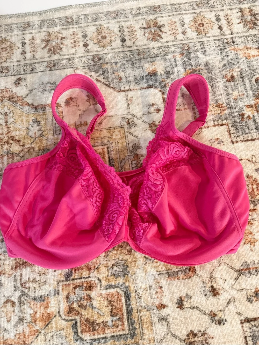 Glamorise Wonderwire fuchsia front closure bra